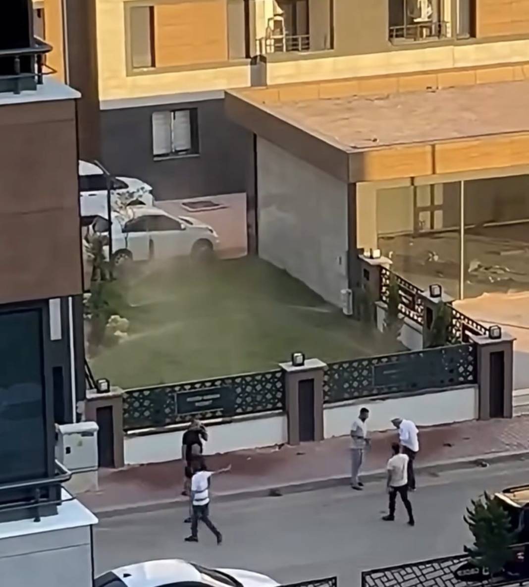 Eski ilçe başkanı milletvekilini bıçakladı! 2